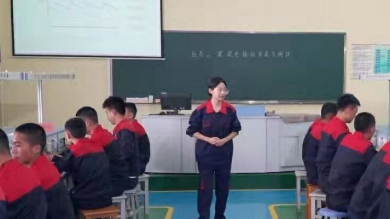 “大理之问”技师学院青年说